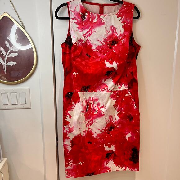 St John Red Floral Sleeveless Shift Mini Dress Sz 10 - Picture 2 of 10